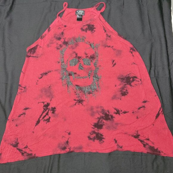 Red skull top - Picture 1 of 3